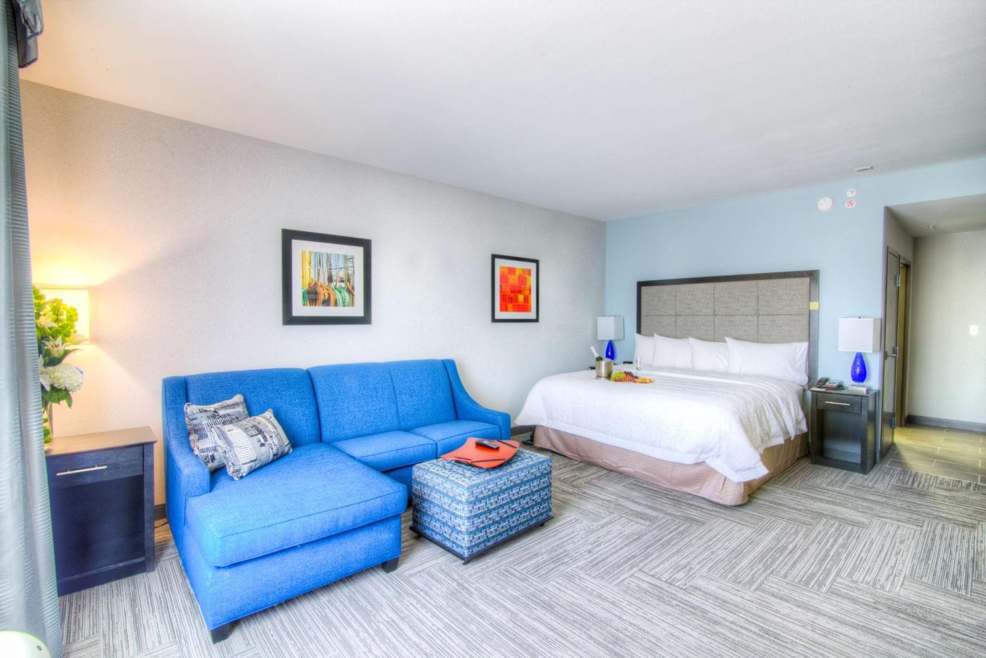 Quarto com Cama King-size e Sofá-cama - Não Fumantes