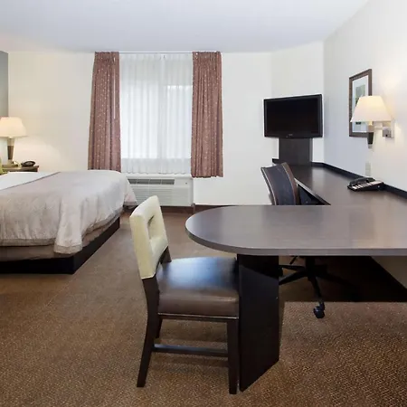 Candlewood Suites By The Galleria-3