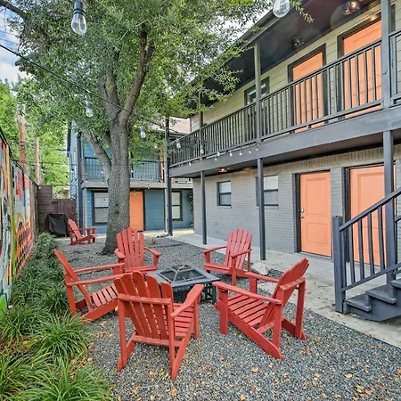 Vibrant Houston Condo With Fire Pit Less Than 4 Mi To Dtwn!-3
